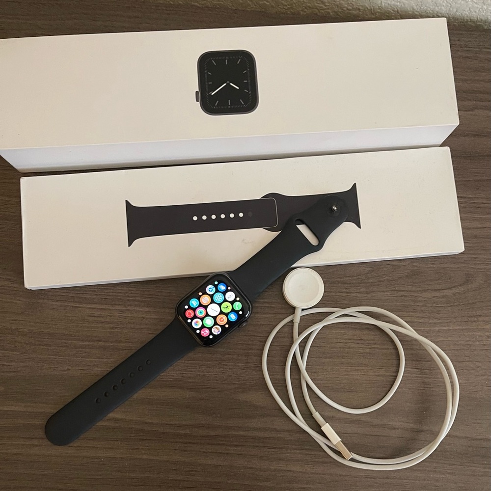 Apple Watch ⌚️series 5